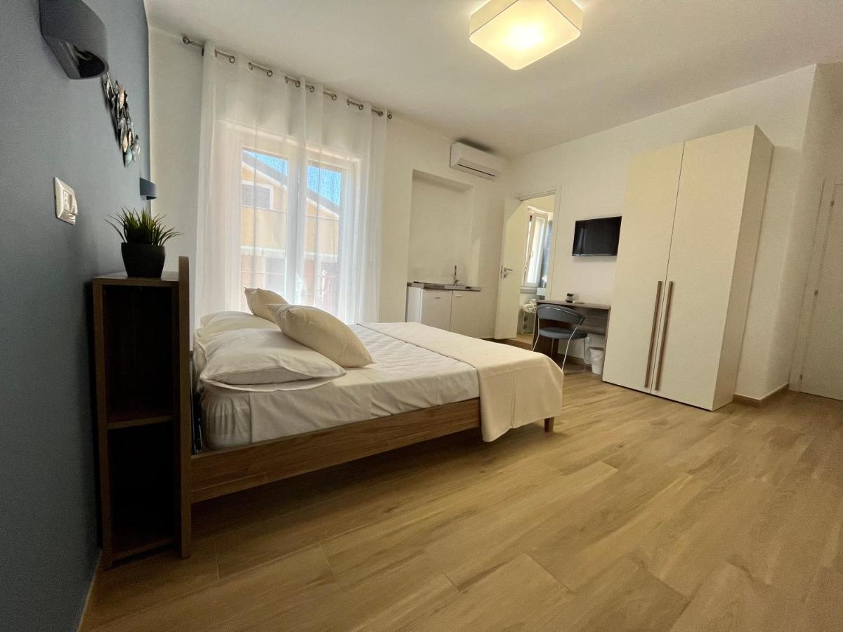 Oltremare Rooms อากรอโปลี ภายนอก รูปภาพ
